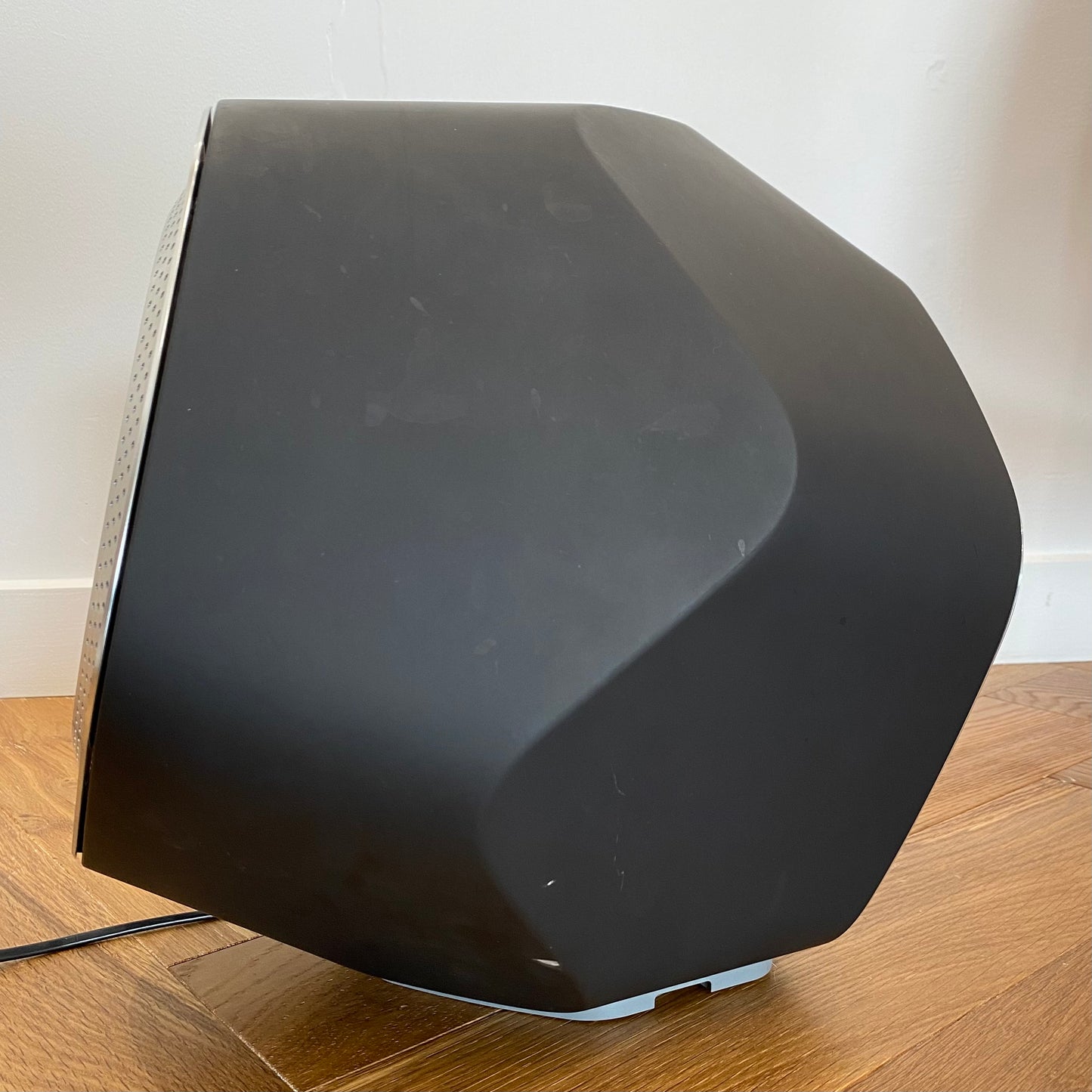 Beolab 19 Black (Pre-Loved)